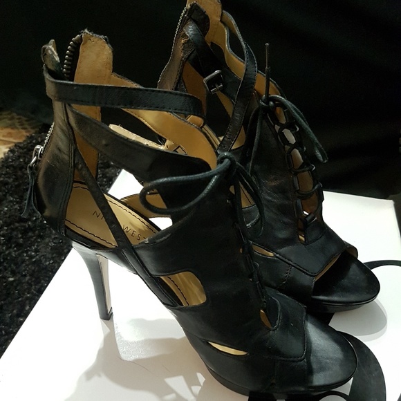 Nine west leather strap heels - Picture 3 of 6